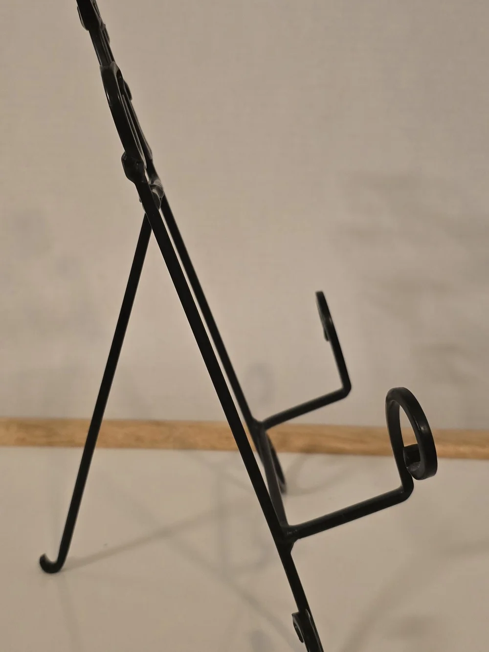 Ornate Black Metal Scroll Display Stand for Cookbooks & Plates